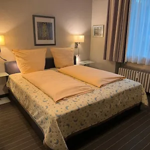 Otel Am Ehrenhof, Düsseldorf