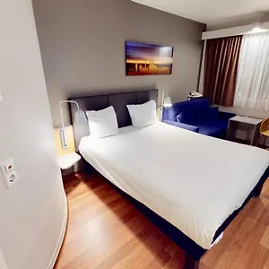 Otel Ibis Airport, Köln